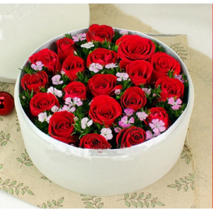 爱你在身边-19红玫瑰圆盒